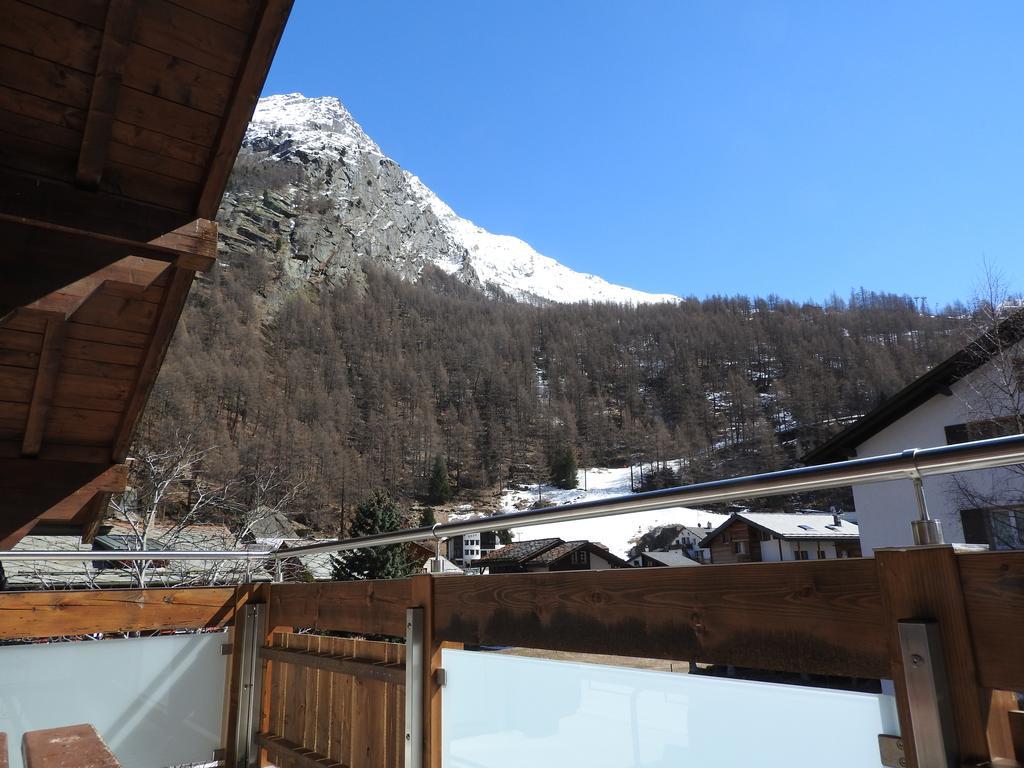 Apartamento Haus Alpenperle Saas-Almagell Exterior foto
