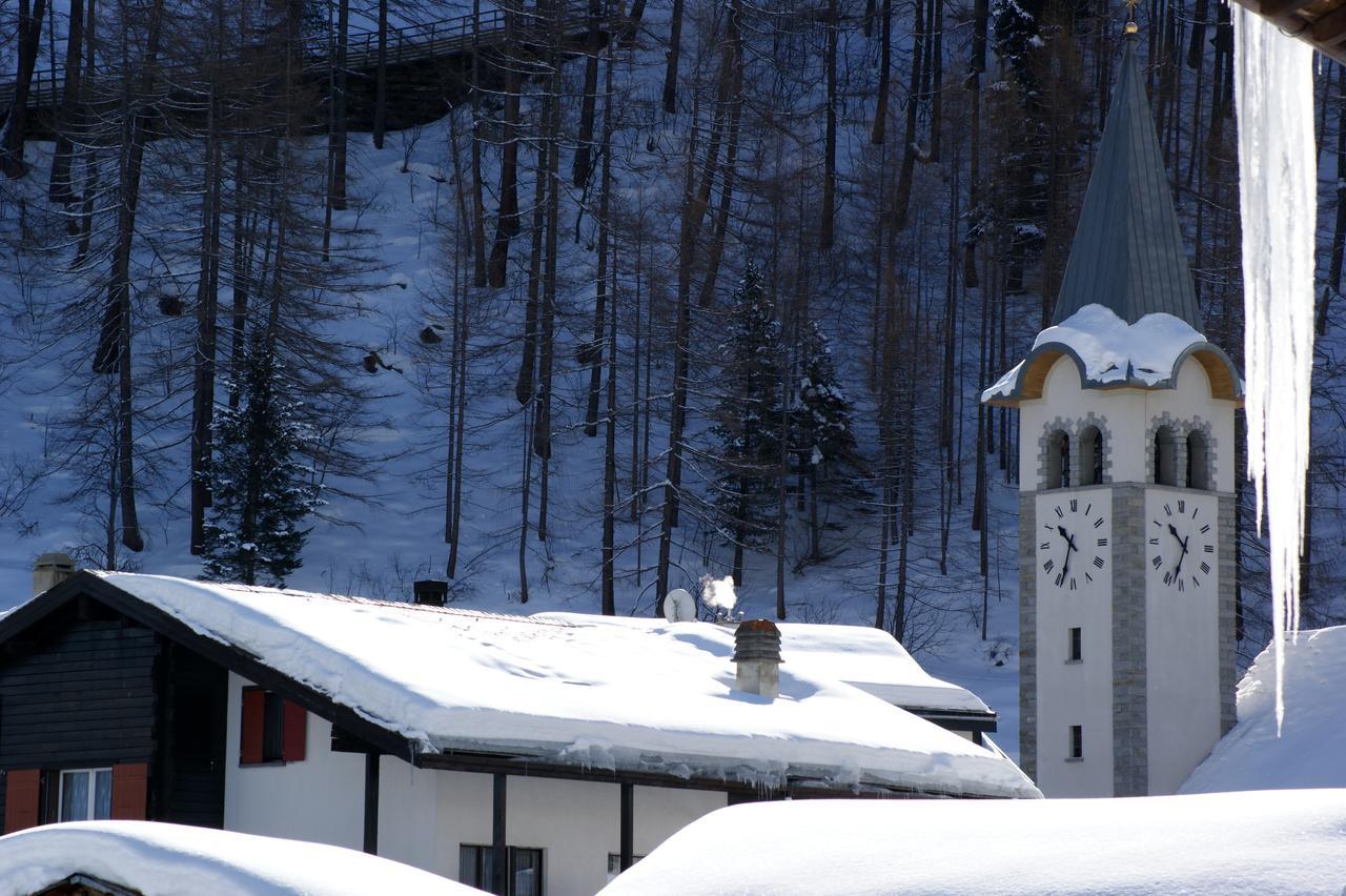 Apartamento Haus Alpenperle Saas-Almagell Exterior foto